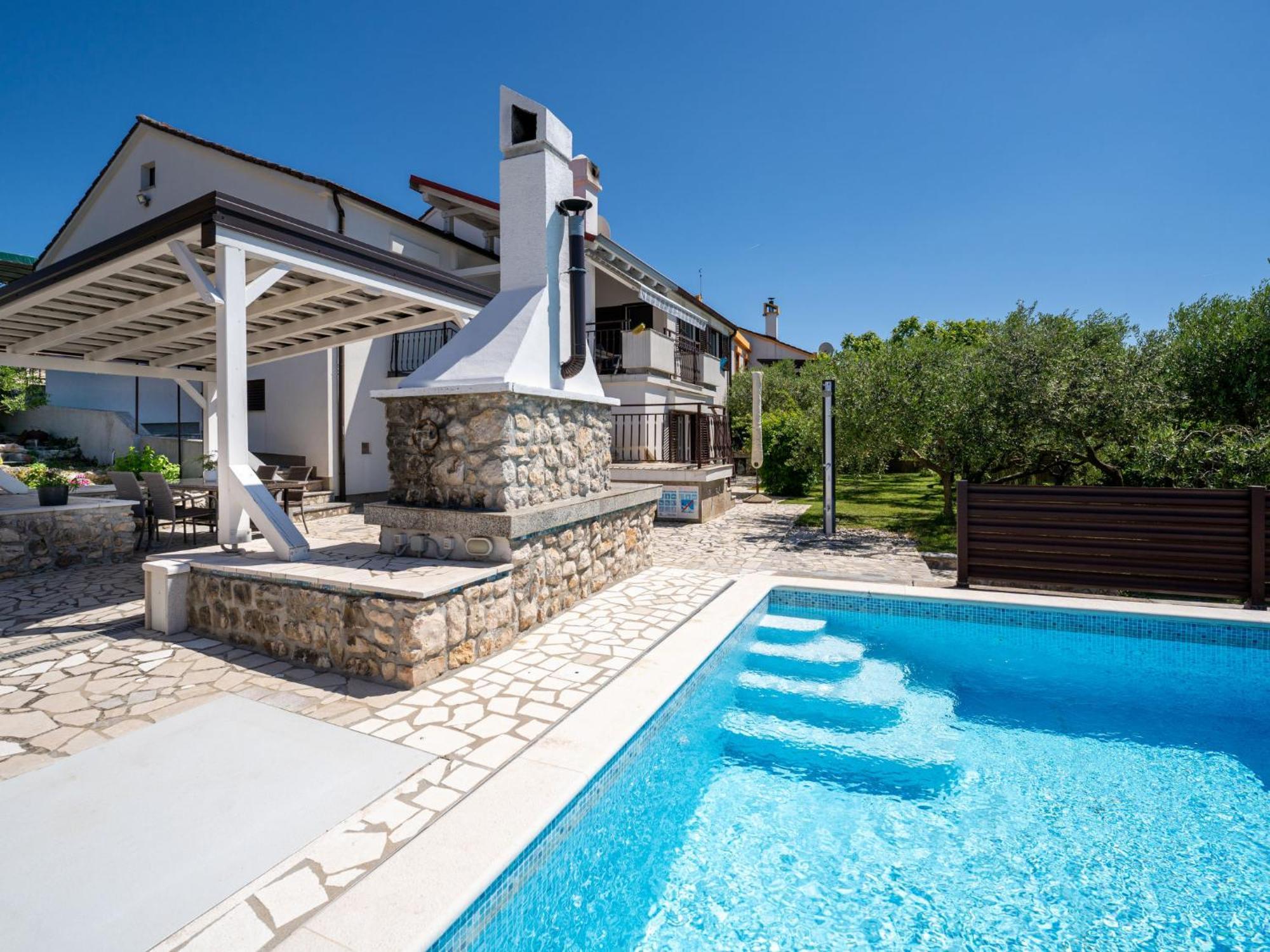 Apartment Albaneze Njivice Exterior foto